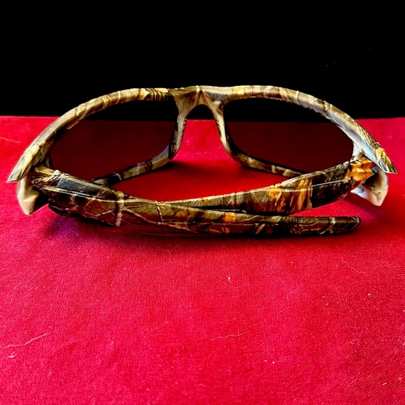 Men’s camouflage fashion sunglasses. Great style and fit. Brand new - Picture 4 of 4